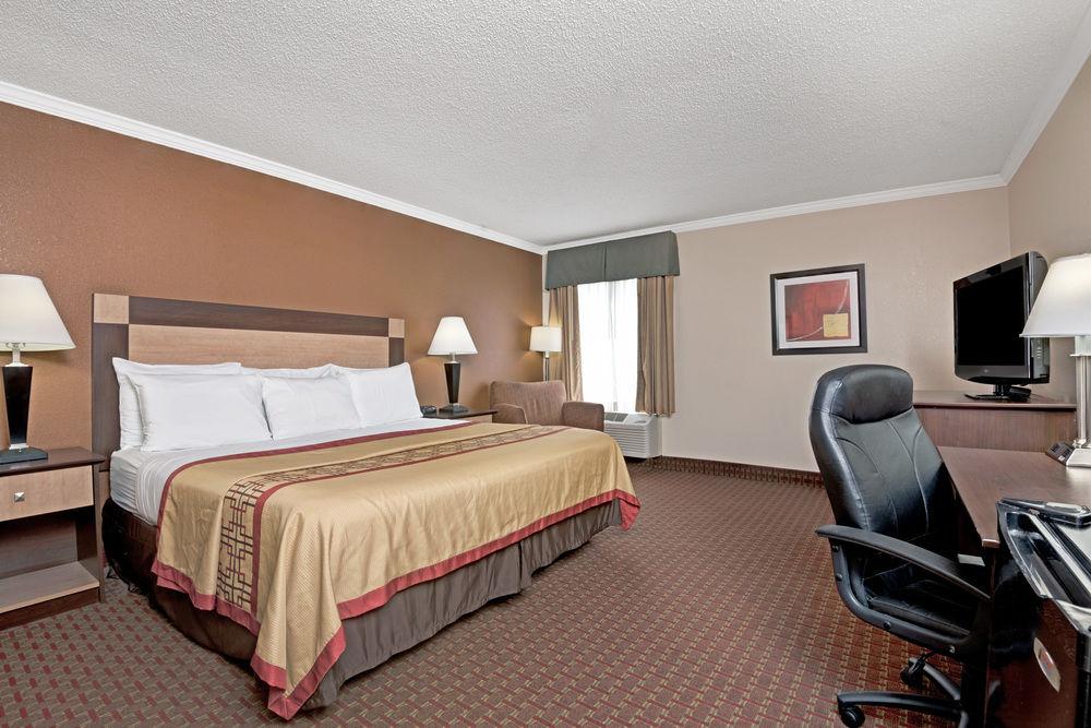 Comfort East-blue Ridge Pkwy Access Inn
